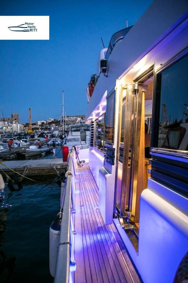 Kalkara Riti Yacht酒店 外观 照片