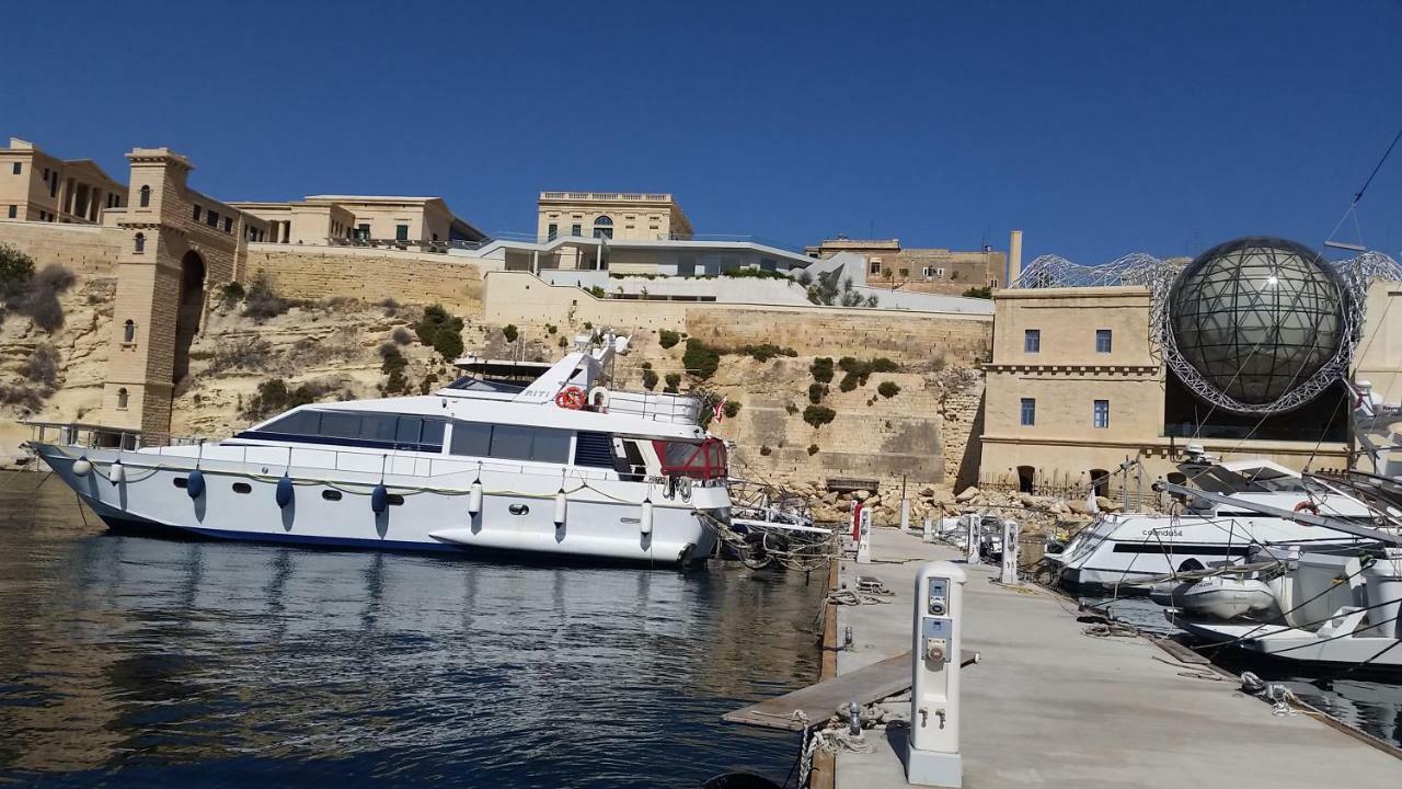 Kalkara Riti Yacht酒店 外观 照片